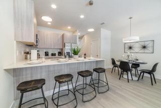 Private Pool Villa Family Retreat Near Disney World - 7