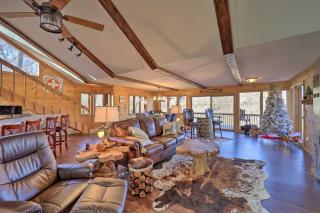 Near Hiking Trails Beech Mountain Home with Deck! - Beech Mountain - 7