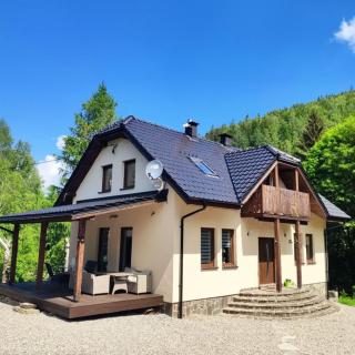 Dom nad rzeką - Nowy Gierałtów - 0
