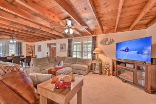 Hot Tub and Deck Secluded Happy Jack Cabin - Happy Jack - 8