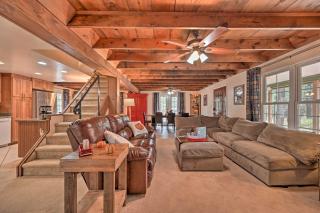 Hot Tub and Deck Secluded Happy Jack Cabin - 5