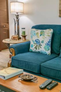 Entire Villa - Sleeps 16 Heated Pool East of A1A - Cocoa Beach - 3