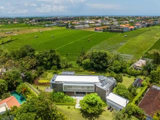 La Maison d'Ulysse - Luxury 4BR Villa Surrounded by Rice Paddies - Kerobokan - 0