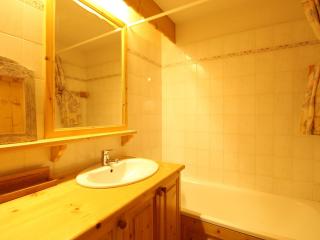 Studio cosy 4 pers avec parking, lave-vaisselle, balcon, proche des pistes et commerces - FR-1-572-56 - 5