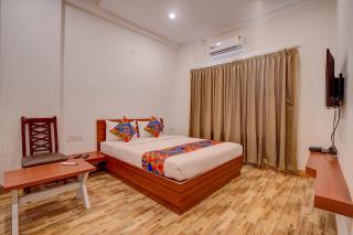 FabHotel Sri Udupi Park - Bangalore - 3