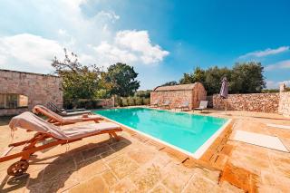 HelloApulia - Masseria La Cesarina - Villa Retreat with Pool & Olive Trees, Ceglie Messapica - Ceglie Messapica - 1
