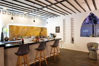 Shooting Star Boutique Hotel - 5