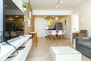 Solar de Bombinhas 202 – Localização Privilegiada e Ótimo Custo-Benefício a 30m da Praia. - 1