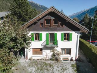 Bel Appartement au Centre de Chamonix, à 350m des Pistes, Parking et Services Inclus - FR-1-343-200 - Chamonix-Mont-Blanc - 1