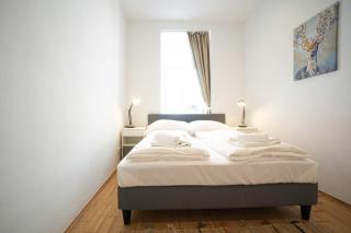 Chic Newly-Renovated Apartment Steps from Subway in Vienna's Hernals District - Vienne - 3