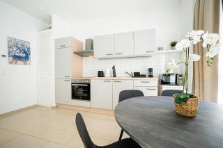 Chic Newly-Renovated Apartment Steps from Subway in Vienna's Hernals District - Vienne - 1