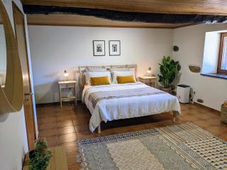 Casa Canela apartment and pool. - Serpins - 0