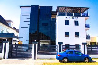 Fahrenheit Apartments - 0