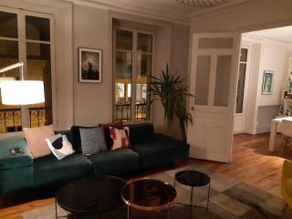 Appart de charme 100 m2 centre ville - 0