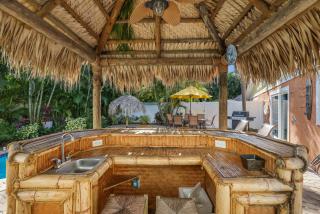 Tiki Cottage - 303 - 64th Street Unit B - 3