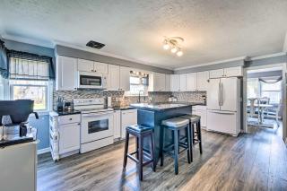 Spacious Family-Friendly Home in Massillon! - 2