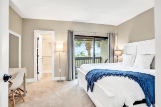 Modern oceanview condo with multiple balconies, pool & W/D - beach access - 7