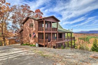 Murphy Cabin with Fire Pit and Stunning Mtn Views - Turtletown - 8