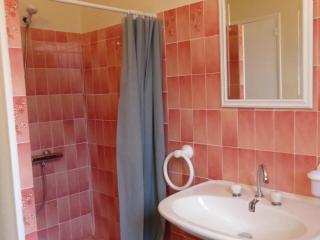 Charmant gîte avec jardin privatif, cheminée et tennis gratuit à Saint-Ennemond - FR-1-489-11 - Saint-Ennemond - 7