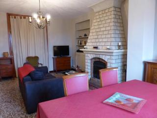 Charmant gîte avec jardin privatif, cheminée et tennis gratuit à Saint-Ennemond - FR-1-489-11 - Saint-Ennemond - 5