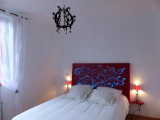 Maison rénovée avec cour privée, proche de Gannat, 3 chambres, animaux acceptés, équipements modernes. - FR-1-489-37 - Poëzat - 5