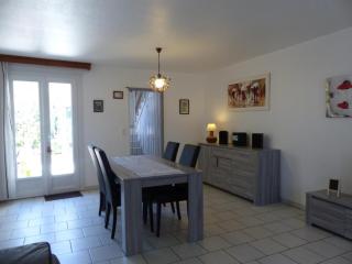 Maison cosy à Moulins : proche centre, cour fleurie, vélos, WiFi et draps fournis - FR-1-489-162 - 7