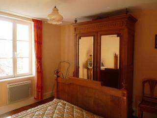 Maison en pierres rénovée avec patio, proche Vichy, 3 chambres, BBQ, TV, Wifi, animaux bienvenus. - FR-1-489-191 - Ferrières-sur-Sichon - 6