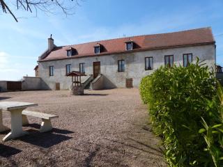 Maison indépendante avec cheminée et jardin clos - Montagne Bourbonnaise, proche randonnées et Vichy - FR-1-489-280 - Arfeuilles - 0