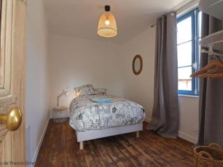Maison de charme au cœur du bourg avec jardin et toutes commodités incluses à Sap-en-Auge - FR-1-497-146 - Le Sap - 5