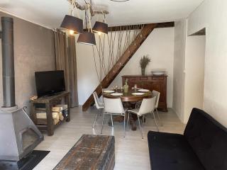 Gîte familial tout inclus avec équipements modernes et charme campagnard, centre village de Besson - FR-1-489-348 - Besson - 0