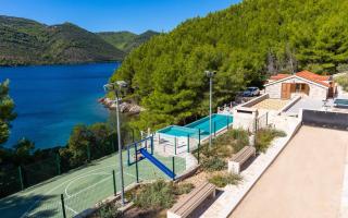 Beachfront Villa BrulupeS in secluded bay - Konštari - 6