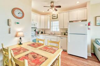 Nelton's Nest 815 #201DS-H - Hatteras - 8