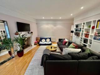 Spacious flat with huge patio in central London - London - 0