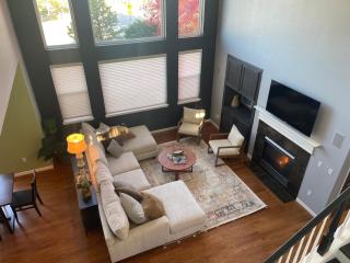 Family-friendly Home on Boyd Lake, Gorgeous Views! - Loveland - 2
