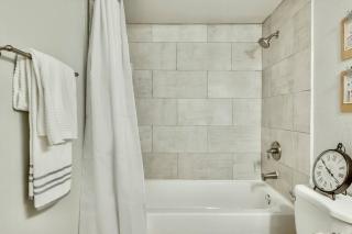 Global Cup The Art Deco and Arboretum Tickets Included - 8