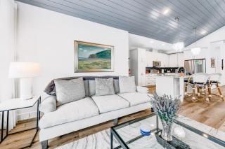 Seaside Ocean Getaway - 8
