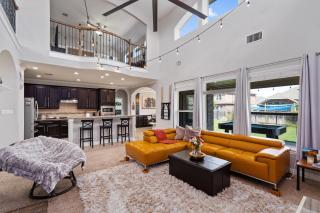 Cozy and Fun Luxury Family Home! - Pflugerville - 0
