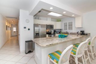 Beach Living at Discovery Point Club - West Bay - 2