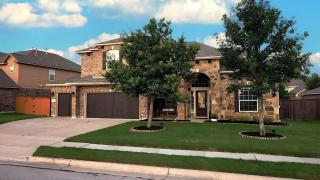 Cozy and Fun Luxury Family Home! - Pflugerville - 4