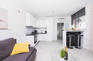 Fantasy Pool Villa - Deluxe Apartment - 5