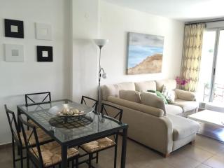 Stylish & cosy 3 bed apartment! - Benicàssim - 0