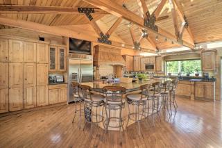 Stunning Montana Retreat Hot Tub, On-Site Hiking! - - 1