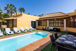 Villa Helen - Heated Pool Wifi SmartTV Barbecue - Corralejo - 0