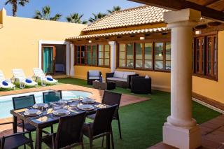 Villa Helen - Heated Pool Wifi SmartTV Barbecue - Corralejo - 7