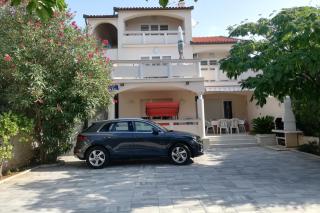 Apartments with parking spaces Vir - 20205 - Vir - 3