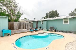 Cape Cod Cottage - 7