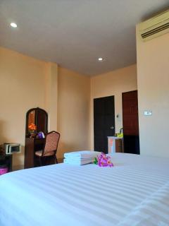 Happy Holidays Patong - 2