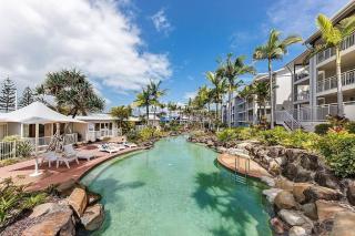 Alex Heads Beachfront Resort King Bed Studio Room - Alexandra Headland - 0