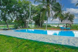 Lake Edge Holiday Inn - Tissamaharama - 0