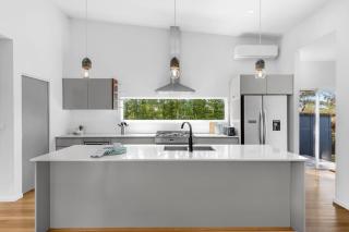 Bamboo Beachhouse - Berrara - 4